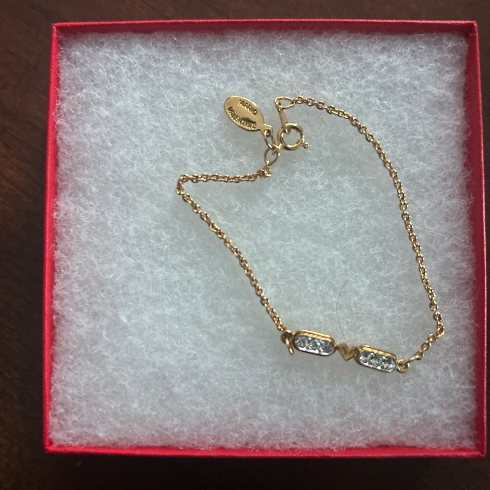 Valentino Bracelet in Excellent Condition